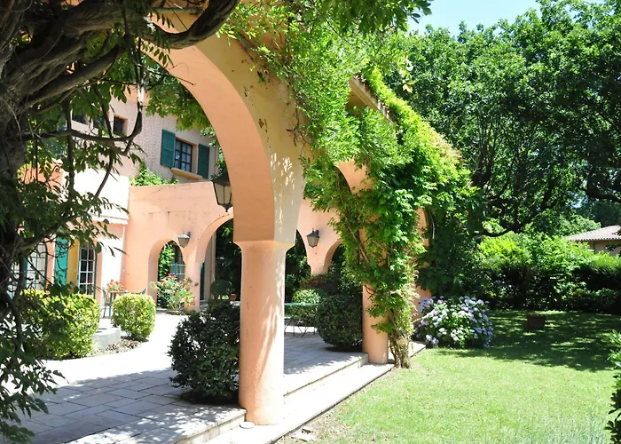 Hotell Chantaco Golf & Wellness 4*