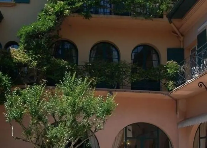 Chantaco Golf & Wellness Hotell 4*