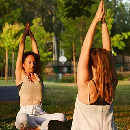 尚塔克高尔夫康体酒店