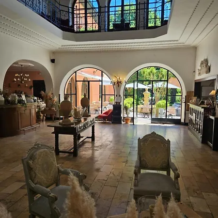 酒店 尚塔克高尔夫康体酒店 4*