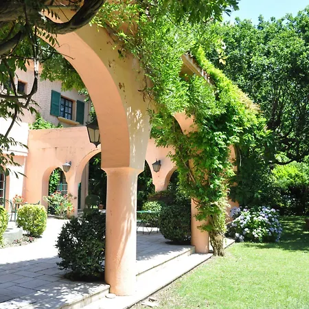 酒店 尚塔克高尔夫康体酒店 4*