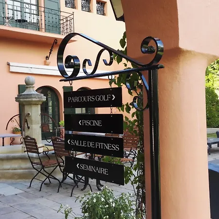 尚塔克高尔夫康体酒店