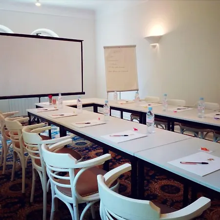 酒店 尚塔克高尔夫康体酒店 4*