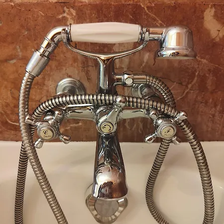 尚塔克高尔夫康体酒店